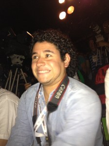 friendly Colombian photographers help the newbies