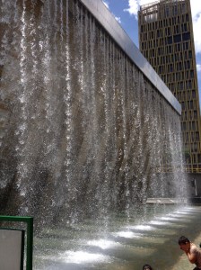 public fountain for cooling off - parque de los pies descalzos